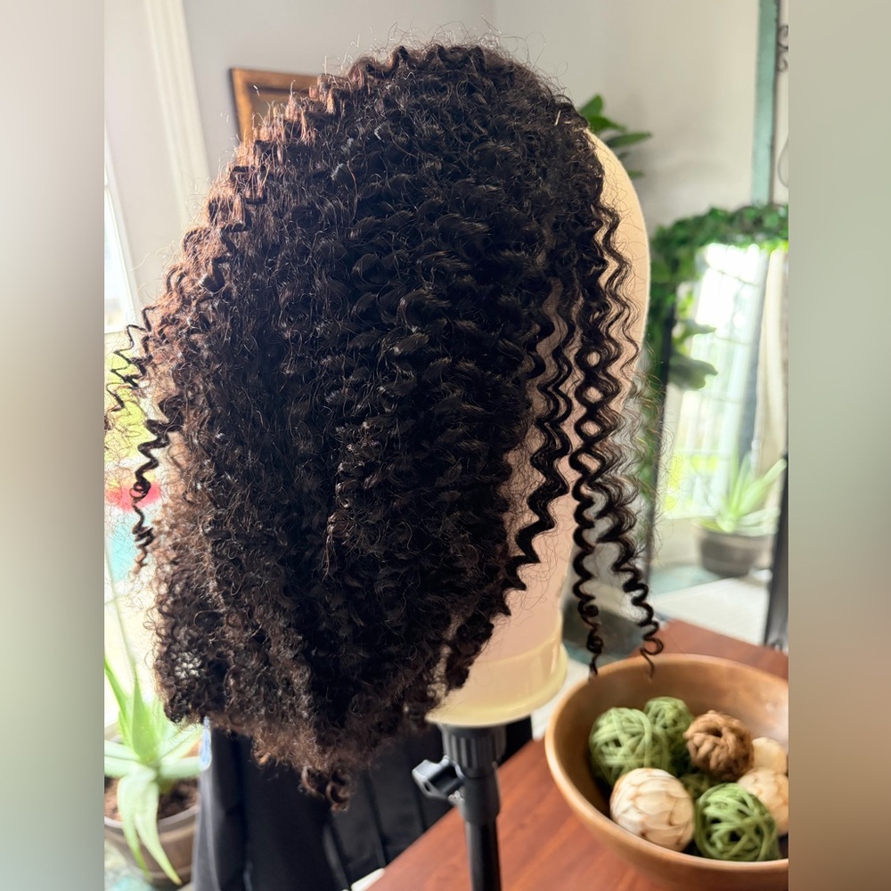 RAISA BEAUTY STUDIO Kinky Curls Half Wig - Picture 6 of 14